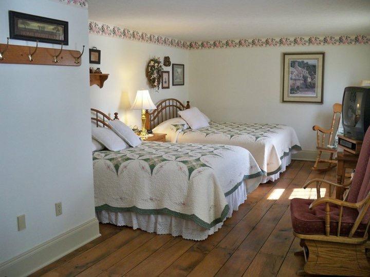 Grapevine House Hotel Winesburg Exterior foto